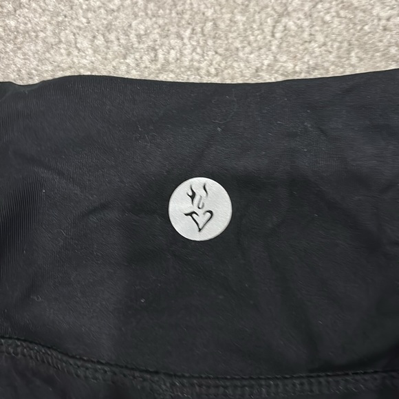 Torrid Active 🖤 Flare leggings / yoga pants - Picture 6 of 6